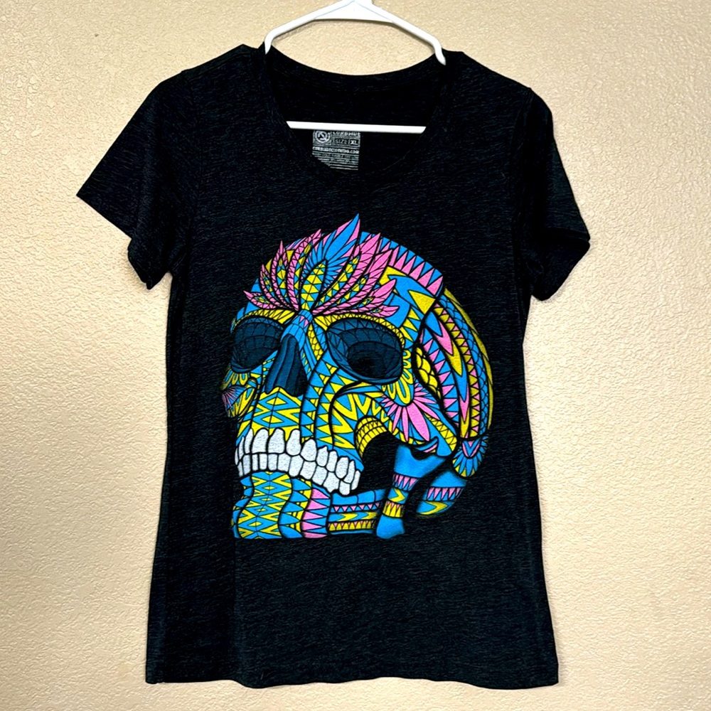 Curbside Clothing women’s v-Neck Tee